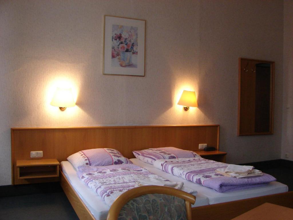 Hotel-Restaurant-Adler Reichenbach im Vogtland Zimmer foto